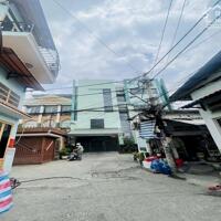 Bán nhà ngôp HXH Ung Văn Khiêm, P25, Bình Thạnh, 75m2, ngang 11m, chỉ 100tr.m2