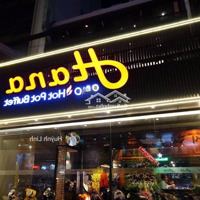 Cho Thuê Mặt Tiền Phạm Viết Chánh, Nguyễn Cư Trinh, Quận 1. Diện Tích: 11 X 10M-Trệt, 2 Lầu - 160 Triệu
