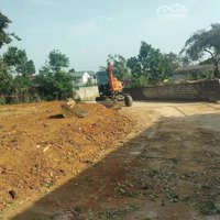 -Hàng Mới Tinh,Lô Góc 2 Mặt Tiền Đẹp Long Lanh Dành Cho Anh Chị Khách Tài Chính Hơn 2 Tỷ Ạ.