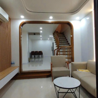 Nhà Dân Hoàng Quốc Việt, 54M,Mặt Tiềnrộng, Ngõ Nông, 2 Thoáng, 5 Tầng, 4 Ngủ, Giá Bán 10.8 Tỷ