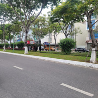 Cặp Đất Đường 30 Tháng 4 Hiếm Có