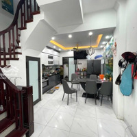 Bán Nhà Kim Giang -Diện Tích38M - 7.9 Tỷ - Thanh Trì, Hà Nội
Nhà Đẹp, Dân Xây, 2 Mặt Thoáng