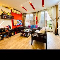 Căn Tập Thể Cửa Nam 75M Sử Dụng, 2 Ngủ 2 Vệ Sinh, Khách Rộng Mênh Mông. Tầng 3, Homestay, Văn Phòng