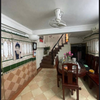 Mặt Phố, Trung Tâm Quận Hai Bà - Lô Góc - 6 Tầng - Kinh Doanh Vô Địch - Gần Chợ Hôm. Thu 700 Triệu/Năm