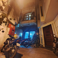 Cc Bán Nhà Mặt Ngõ Rộng 3.5M, 10M Ra Mặt Phố Nguyễn Thái Học,Kinh Doanh Tốt, Dtsd 150M2 Giá Bán 9.7 Tỷ