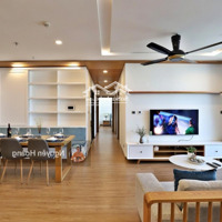 Bán Nhanh Căn Hộ Tại Vinhomes Metropolis, 3 Phòng Ngủ 105M2, 17.5 Tỷ, Liên Hệ: 036.569.1228
