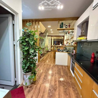 Nhà Đẹp Siêu Hiếm_ Ngõ Oto _Xung Quanh Nhiều Tiện Ích _Tại Mễ Trì