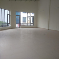 Cho Thuê Nhà Căn Góc Ngay Cạnh Aeon Mall Dương Nội, Hà Đông . Diện Tích: 100M2*2 Tầng.mt 30M. Giá Bán 19 Triệu.