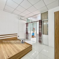 Cho Thuê 1 Phòng Ngủ Tách Bếp Ban Công Ngay Emart Phan Huy Ích