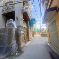 Bán Nhà Lô Góc 3 Mặt Ngõ 55M2 21 Tỷ - Hoàng Quốc Việt - Cầu Giấy