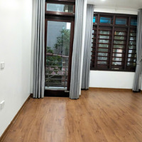 Bán Nhà Riêng Tại Hoàng Công, 12,5 Tỷ, 50 M2, 4 Phòng Ngủ 4 Vệ Sinh 4 Tầng