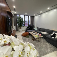 Hiếm! Phân Lô - Khu Vip Cầu Giấy - Ô Tô Vào Nhà - Thang Máy - Kinh Doanh Đỉnh - 55M2 - 16 Tỷ Nhỉnh