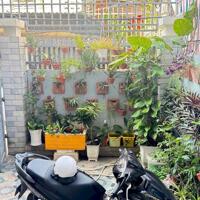 Cần bán nhà hẻm đường phùng hưng, phường phước long, nha trang