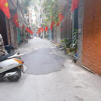 Bán nhà Nguyễn Ngọc Nại, Phân Lô Ô Tô, Ngõ Thông 10m Ra Phố. DT 45M2. Giá 11 tỷ