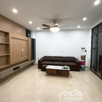 Bán Nhà Hiếm Và Mới Tinh. Vũ Trọng Phụng - Thanh Xuân Trung. 35M2 6Tầngmặt Tiền4M Thang Máy. Giá Bán 9,8Tỷ.