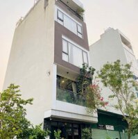 Chỉ 18.5 tỷ có nhà 91m 4 tầng mới ô tô tránh phố Khương Trung