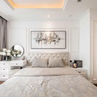 Bán Gấp Căn Hộ 2 Phòng Ngủ87M2 Tại Vinhomes Central Park Giá Bán 8 Tỷ !!!
