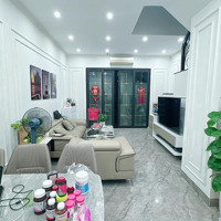 Bán Nhà Dốc Tam Đa Tây Hồ,Diện Tích50M2,Mặt Tiền5M, Giá Bán 11.9 Tỷ, Nhà Đẹp Nội Thất Đầy Đủ, 5M Ra Ô Tô