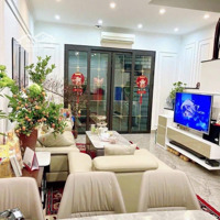 Bán Nhà Dốc Tam Đa Tây Hồ,Diện Tích50M2,Mặt Tiền5M, Giá Bán 11.9 Tỷ, Nhà Đẹp Nội Thất Đầy Đủ, 5M Ra Ô Tô