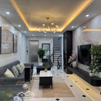 Bán Nhà Phố Xuân La: Dt:36/38M.5 Tầng.mt:3,5M. Giá:11,7 Tỷ Tây Hồ