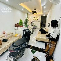 Bán Nhà Đường Trường Chinh Ngõ Thông Rộng - Ô Tô Đỗ Cửa - Kinh Doanh Sầm Uất. Liên Hệ: 0387813002
