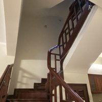 Cho Thuê Nhà Khu Vực Hoàng Hoa Thám (Phù Hợp Với Hộ Gia Đình Và Văn Phòng Công Ty)