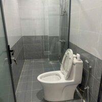BÁN NHÀ MỚI XÂY, KHU NHÀ Ở TRƯỜNG GIANG, GIÁP P8, VĨNH LONG