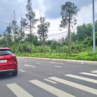 Cần Bán Miếng Đất Đẹp Đường Nhựa Đối Diện Dự Án Swanpark