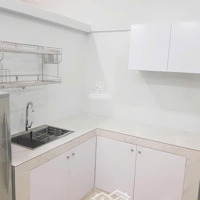 Cho Thuê Ptcc Full Nội Thất Có Ban Công, Nhà Có Thang Máy, Bãi Xe Rộng, Mặt Tiền Đường Lớn