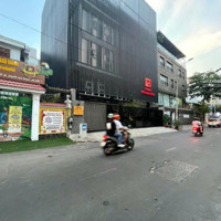 Bề Ngang Lớn 10M - Mặt Tiền Nguyễn Trãi -Quận 1 -Diện Tích: 10X25M -250 M2 -Hđt : 250 Triệu/M2 - Giá Bán 75 Tỷ