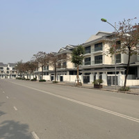 Cho Thuê Biệt Thự Dương Nội Giá Rẻ, Đối Diện Công Viên Thiên Văn Học, Hoàn Thiện Có Thang Máy