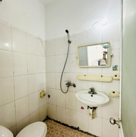Chính Chủ Cho Thuê Phòng Ngõ 35 Trần Thái Tông Phòng Khép Kín Điều Hòa Nóng Lạnh Đầy Đủ Giá 3.5 Tr