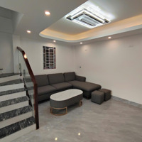 Nhà Đẹp 3Tầng*47M2 Ôtô Đỗ Cửa, Ngay Gần Chợ, Trường Học, Gần Điểm Xe Bus, Ngay Cuối Phường Đồng Mai