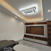 Nhà Đẹp 3Tầng*47M2 Ôtô Đỗ Cửa, Ngay Gần Chợ, Trường Học, Gần Điểm Xe Bus, Ngay Cuối Phường Đồng Mai