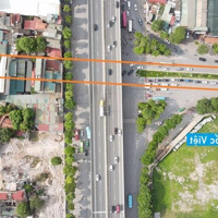 Bán Nhà Mặt Phố Phạm Văn Đồng, 48 Tỷ, 90M2, Vỉa Hè 10M