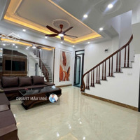 Chỉ 9.1 Tỷ! Bán Gấp Nhà Mỹ Đình Nam Từ Liêm, Lô Góc 3 Thoáng, 55Mx5T, Ngõ Rộng 2.5M, Gần Ô Tô