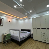 Bán Nhà Cực Đẹp Phố Đào Tấn, Ngõ Rộng Thông Tứ Tung, 40M2, 5 Tầng Chưa Đến 8 Tỷ