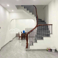 Cho Thuê Nhà Ngõ 267 Hoàng Hoa Thám-Ba Đình. Diện Tích: 55M2 X5T.ôtô Vào Tân Nhà ,Nội Thất Đầy Đủ. Giá 16 Tr