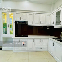Cực Hiếm Trung Tâm Long Biên, Nhà Mới Tinh 48M 5 Tầng Đủ Công Năng