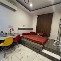 Mặt Tiền Kinh Doanh 6,8M Sầm Uất, 6 Tầng Thang Máy, Thu Nhập Khủng 800 Triệu/Năm