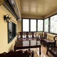 Nhà Đẹpmặt Tiềnrộng. Kd Đỉnh - Vị Trí Vàng - Văn Cao Ba Đình. 3 Bước Ra Hồ Tây