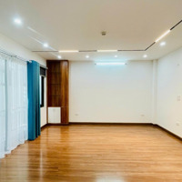 Nhà Mới Đẹp 45M2 X6T Thang Máy Lô Góc Cách Phố 50M, Giá Bán 10.7 Tỷ Trung Kính, Yên Hòa, Cầu Giấy