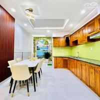 Gần Công Viên - Xe hơi ngủ nhà Trường Chinh, Phường 13, Tân Bình - DT lớn: 4.3 x 17m, 3 tầng, Giá: 10.5 tỷ TL