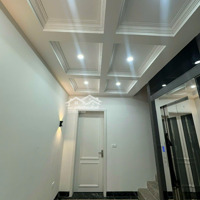 Cần Cho Thuê Nhà Riêng Hoàng Mai,Diện Tích100M2, Có Thang Máy - 40 Triệu/Tháng. Giá Rẻ Vô Địch!