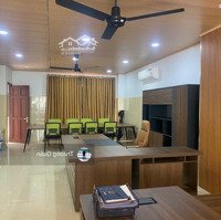 Cho Thuê Văn Phòng - Mbkd Hoàn Thiện Đầy Đủ Nội Thất Tại Phố Đi Bộ Royal Kđt Vạn Phúc City