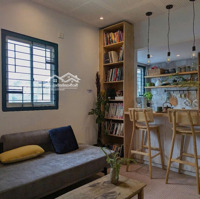 Cho Thuê Căn Hộ Chung Cư Cũ Quận 3 - Mặt Tiền Hai Bà Trưng - Đầy Đủ Nội Thất - Thang Bộ Cao