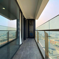 Chính Chủ Bán Căn Hộ 2 Phòng Ngủ- 80M2, Tòa C, Ban Công Hướng Đông Bắc Giá Bán 6.5 Tỷ, Miễn Trung Gian