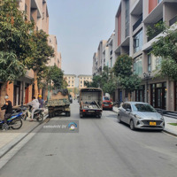 Siêu Hiếm Và Rẻ! Liền Kề Vịnh Thiên Đường, Sát Biển Hồ, Vị Trí Thượng Lưu Giá Chỉ 8,8 Tỷ - Vinhomes