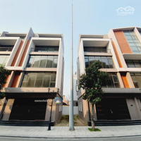 Kịch Độc Cho Giới Thượng Lưu! Liền Kề Xẻ Khe Mặt Tiền 9M, Tựa Bên Biển - Cuối Tuần Ngắm Pháo Hoa