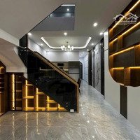 Nhà Mặt Tiền Đường Nhựa 6.5M Gần Kcn Cầu Tràm.diện Tích4.5X24M, Shr Hoàn Công, 3 Phòng Ngủ 3 Vệ Sinh Đầy Đủ Nội Thất